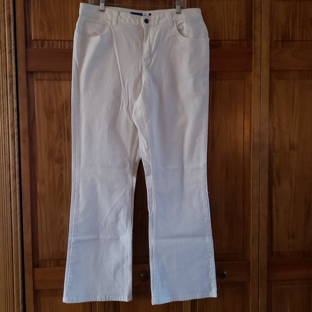 LIZ CLAIBORNE white jeans sz 12 woman